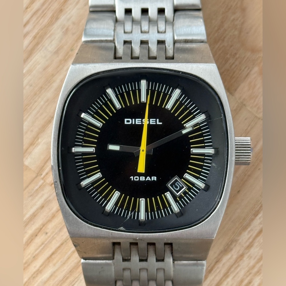 Diesel Rare Rectangular Dial Watch Black Dial Stainless Bracelet Case Date